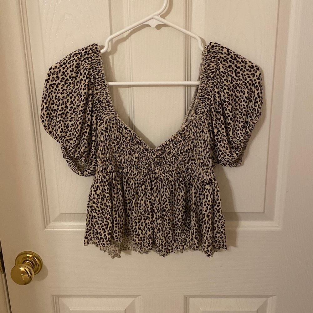 Urban Cropped cheetah top